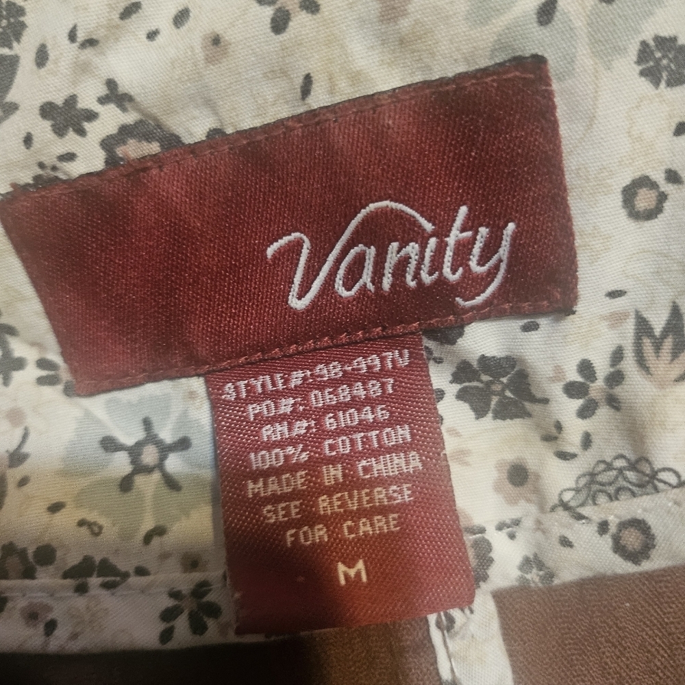 Vanity Ruffled Structured Button Down Shirt - Picture 10 of 10